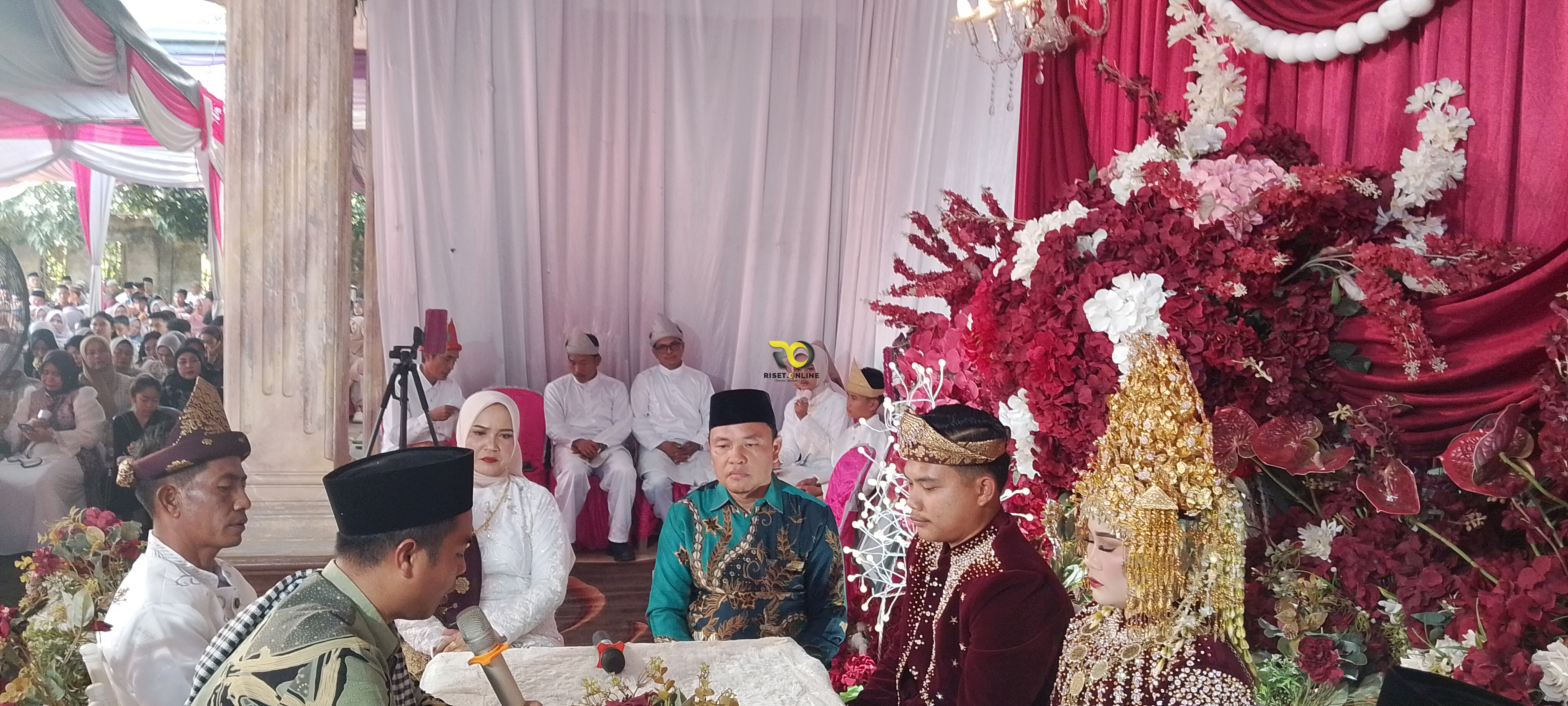 Pernikahan berlangsung Cukup Baik