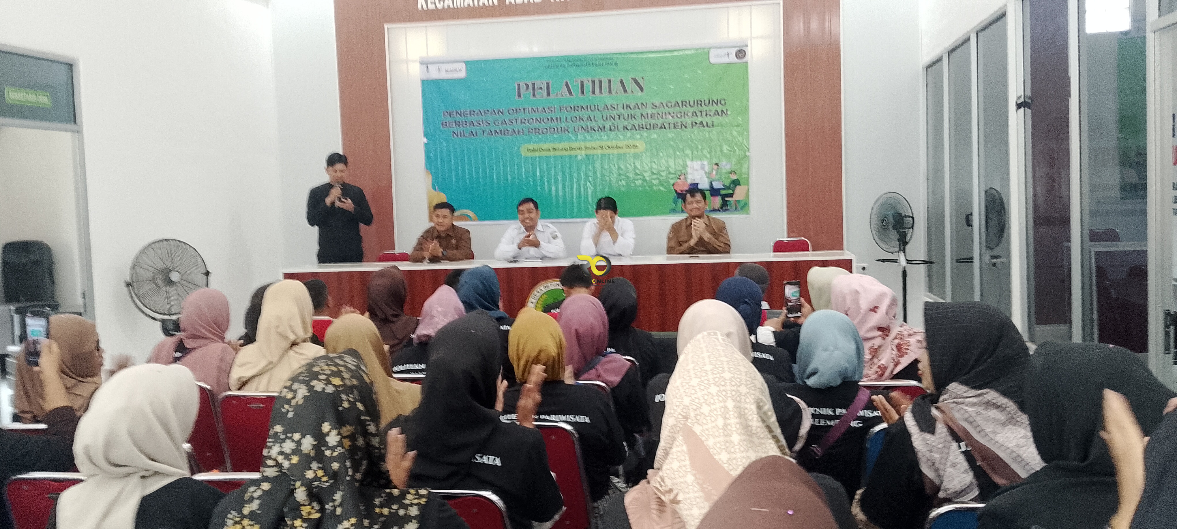 KEPALA DESA BETUNG BARAT MENDORONG MENINGKATKAN MUTU PRODUKSI 